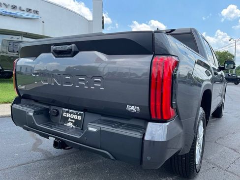 Used 2024 Toyota Tundra SR5 w/ SR5 Convenience Package AWD/4WD image 44