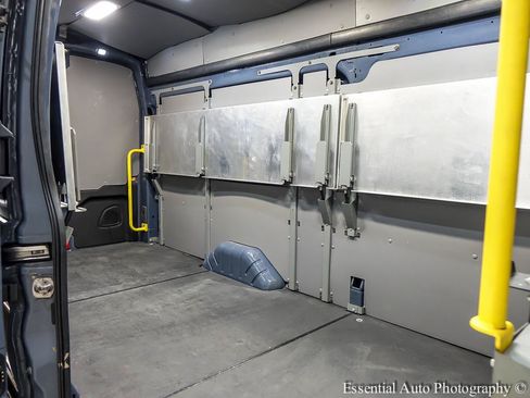 Used 2020 Ford Transit 250 148 High Roof Extended RWD image 17