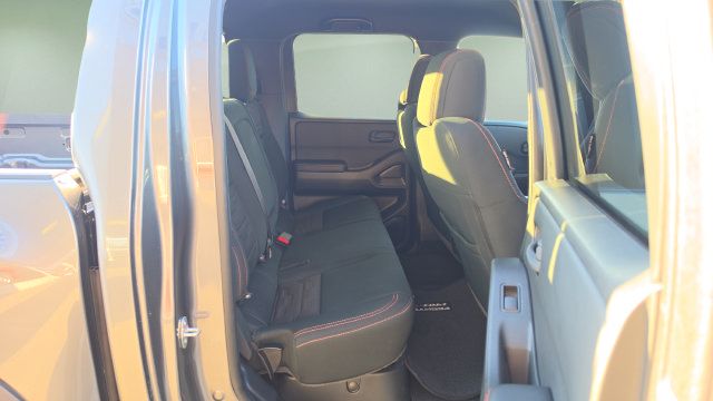 Used 2026 Nissan Frontier PRO-4X AWD/4WD image 28