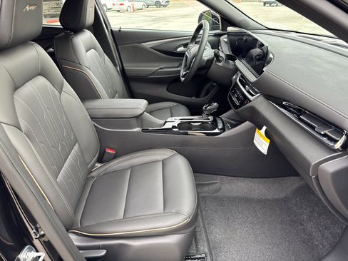 New 2026 Buick Envista Avenir image 16