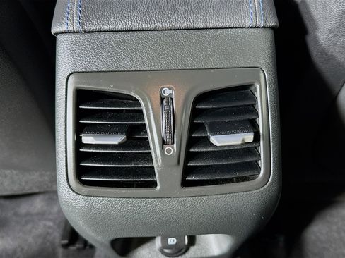 Used 2018 Hyundai Sonata Limited image 28