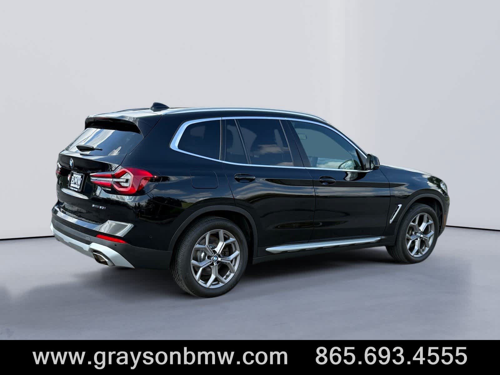 Used 2023 BMW X3 sDrive30i w/ Premium Package RWD image 3
