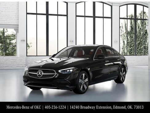 Used 2025 Mercedes-Benz C 300 4MATIC Sedan image 40