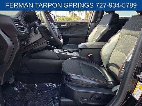 Used 2025 Ford Escape ST-Line Select AWD/4WD image 12