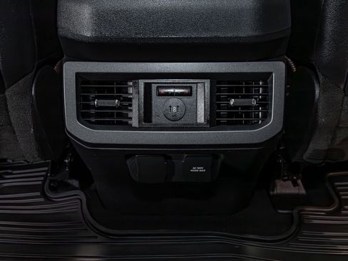 Used 2023 Ford F250 Lariat w/ Lariat Ultimate Package image 26