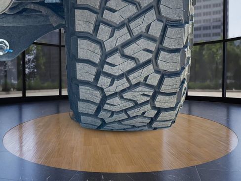 Used 2025 Ford Expedition Active RWD image 35