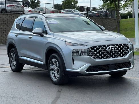 Used 2023 Hyundai Santa Fe SEL w/ Premium Package AWD/4WD image 40