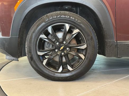 Used 2022 Chevrolet TrailBlazer LT FWD image 25