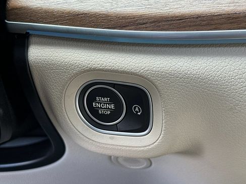 Certified 2024 Mercedes-Benz GLE 350 4MATIC image 32