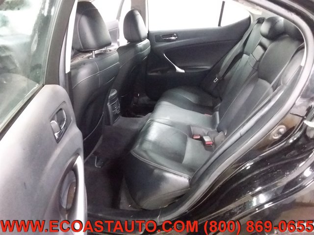 Used 2009 Lexus IS 350 w/ Premium Pkg RWD image 14