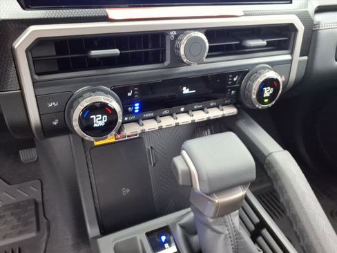 New 2026 Toyota 4Runner Limited AWD/4WD image 14