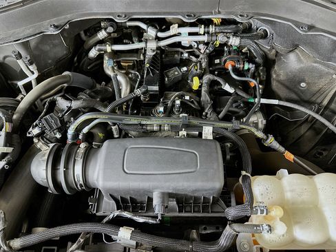 Used 2023 Ford Explorer XLT w/ Equipment Group 202A image 33