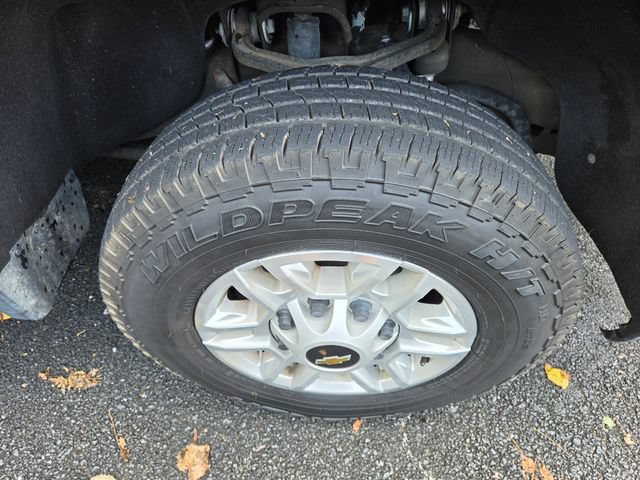 Used 2023 Chevrolet Silverado 2500 LT AWD/4WD image 35