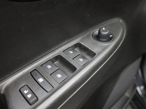 Used 2020 Chevrolet Spark LT FWD image 14