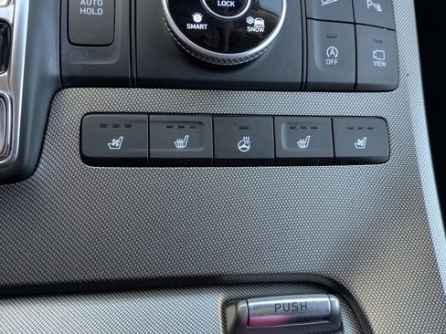 Used 2021 Hyundai Palisade Limited image 26