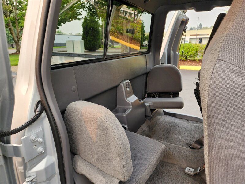 Used 2001 Ford Ranger 4x4 SuperCab image 17