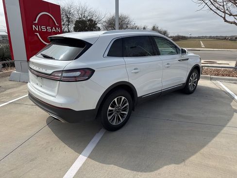 Used 2020 Lincoln Nautilus FWD w/ Equipment Group 101A image 3