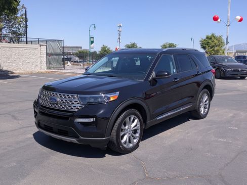 Used 2022 Ford Explorer Limited w/ Equipment Group 301A AWD/4WD image 10