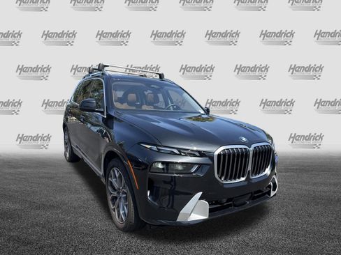 Used 2024 BMW X7 xDrive40i w/ Premium Package AWD/4WD image 2