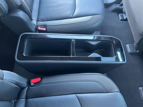 Certified 2025 Nissan Pathfinder SL w/ SL Premium Package image 19