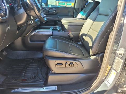 Used 2020 Chevrolet Silverado 2500 LTZ w/ LTZ Texas Edition image 18