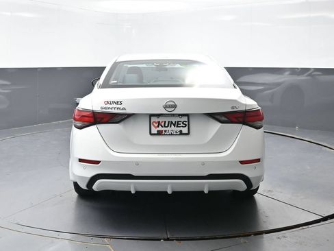 Used 2024 Nissan Sentra SV FWD image 12