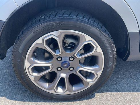 Used 2019 Ford EcoSport Titanium FWD image 11