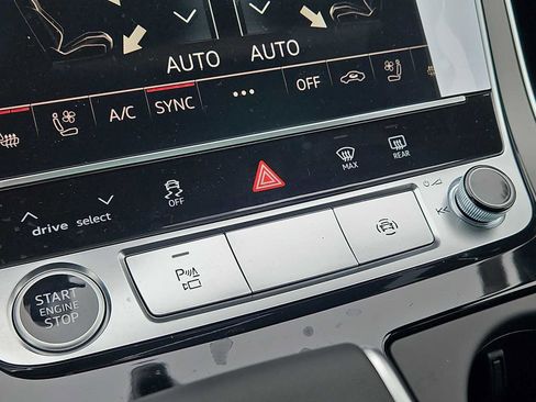 New 2026 Audi Q7 3.0T Premium Plus AWD/4WD image 11