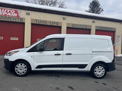 Used 2019 Ford Transit Connect XL image 5