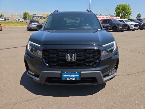 Used 2023 Honda Passport Elite image 14