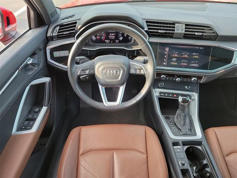 Used 2021 Audi Q3 2.0T Premium w/ Convenience Package image 19
