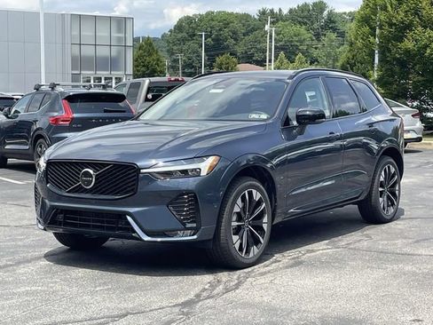 Used 2026 Volvo XC60 B5 Plus w/ Protection Package Premier AWD/4WD image 44