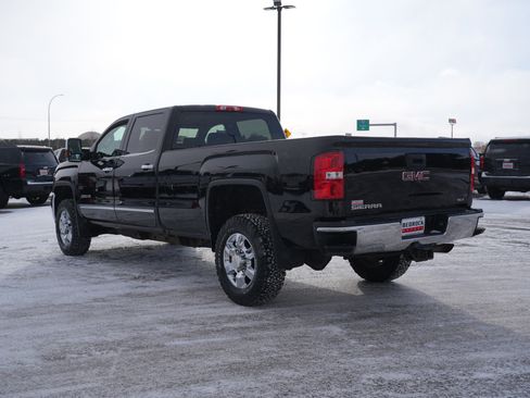 Used 2019 GMC Sierra 2500 SLT w/ Snow Plow Prep Package image 5