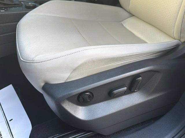 Used 2020 Volkswagen Tiguan SE w/ Panoramic Sunroof Package AWD/4WD image 20