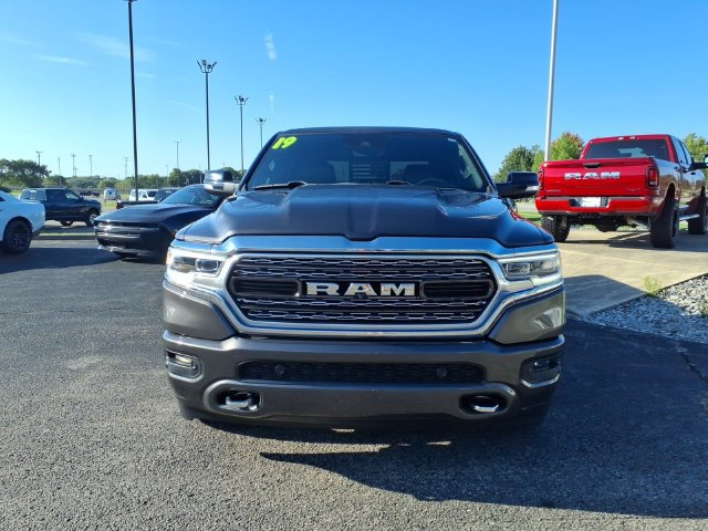 Used 2019 RAM 1500 Limited AWD/4WD image 2