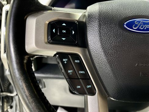 Used 2022 Ford F250 Lariat w/ Lariat Ultimate Package image 33