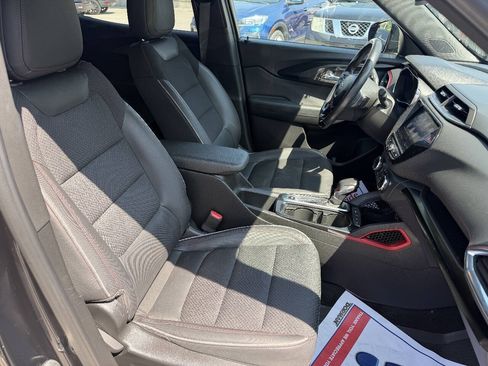 Used 2021 Chevrolet TrailBlazer RS w/ Technology Package AWD/4WD image 13