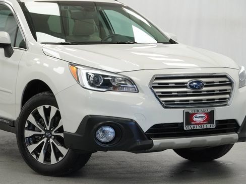 Used 2016 Subaru Outback 2.5i Limited AWD/4WD image 3