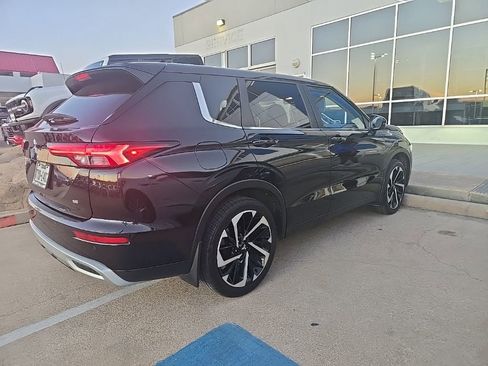 Used 2024 Mitsubishi Outlander SE image 8