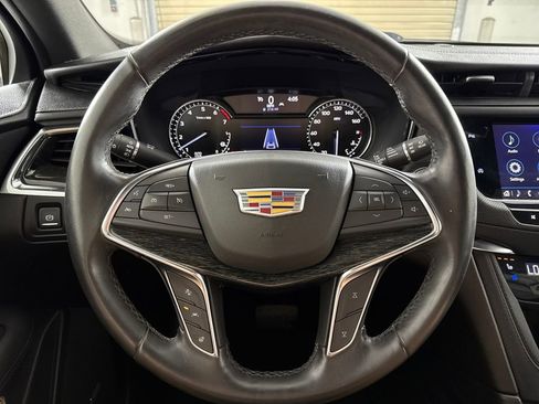 Used 2021 Cadillac XT5 Premium Luxury image 13
