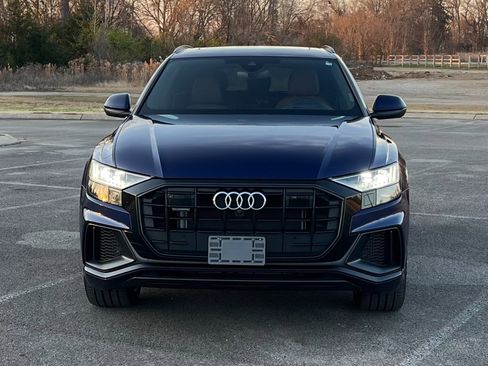 Used 2023 Audi Q8 Prestige image 5