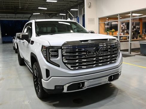 New 2026 GMC Sierra 1500 Denali image 3