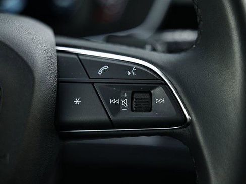 Certified 2025 Audi Q3 2.0T Premium w/ Convenience Package image 34