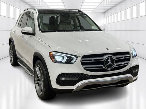 Used 2022 Mercedes-Benz GLE 350 4MATIC image 3