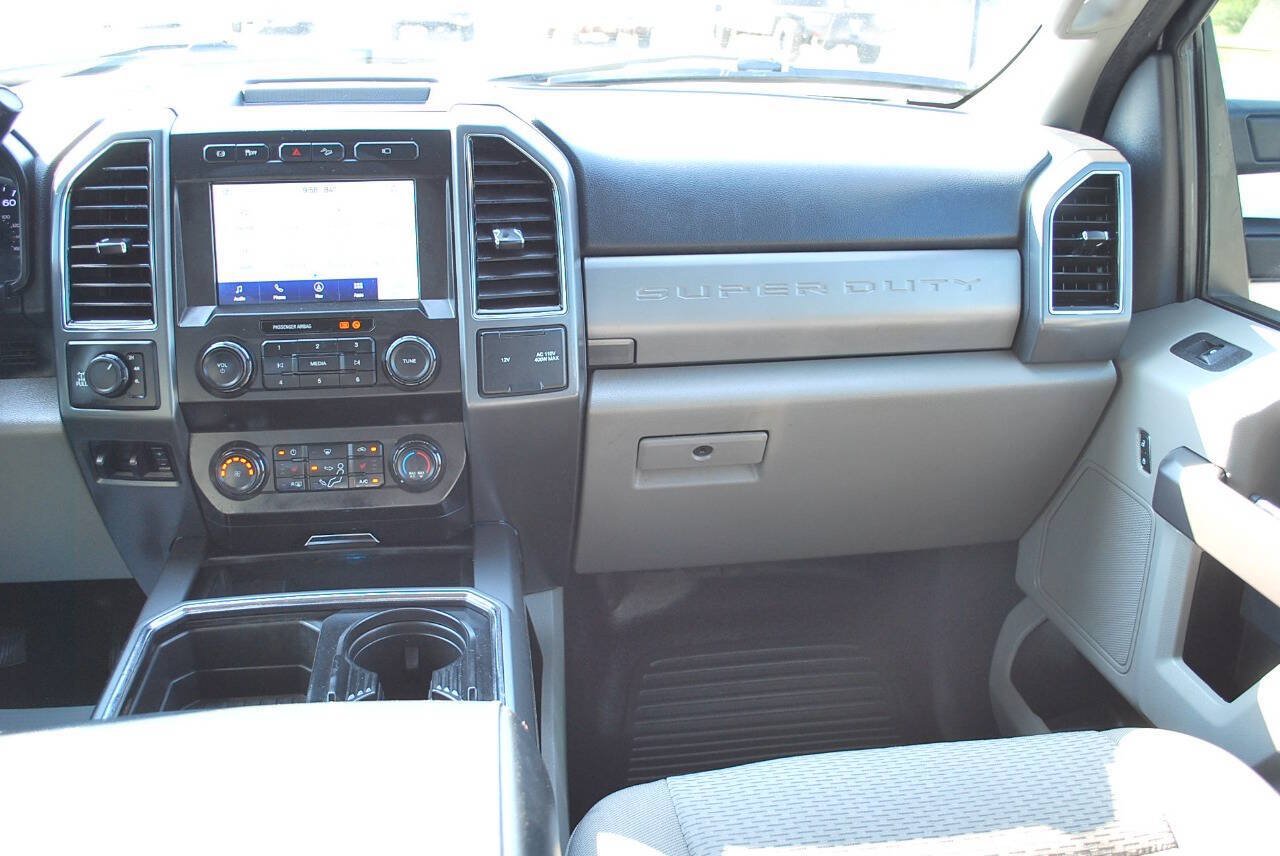 Used 2022 Ford F350 XLT w/ XLT Premium Package AWD/4WD image 26