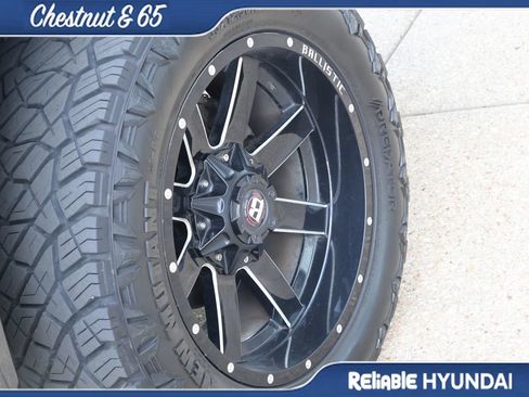 Used 2018 Ford F150 Platinum w/ Equipment Group 701A Luxury AWD/4WD image 43