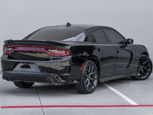 Used 2023 Dodge Charger R/T w/ Blacktop Package RWD image 4