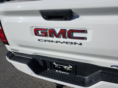 Certified 2025 GMC Canyon AT4 w/ Technology Plus Package image 5