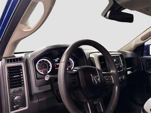 Used 2019 RAM 1500 Express image 11