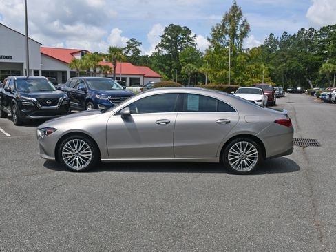 Used 2021 Mercedes-Benz CLA 250 image 2